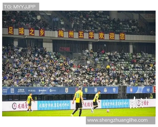 全球足球巨星齐聚中国展开友谊赛引发球迷热潮与期待