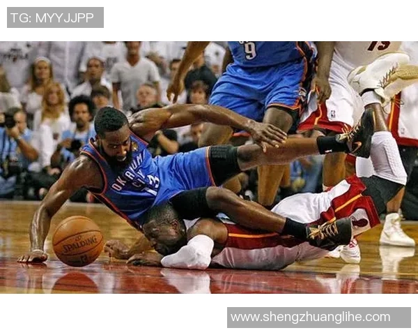 奥达斯与天主大学的精彩对决揭示篮球战术与团队合作的完美结合